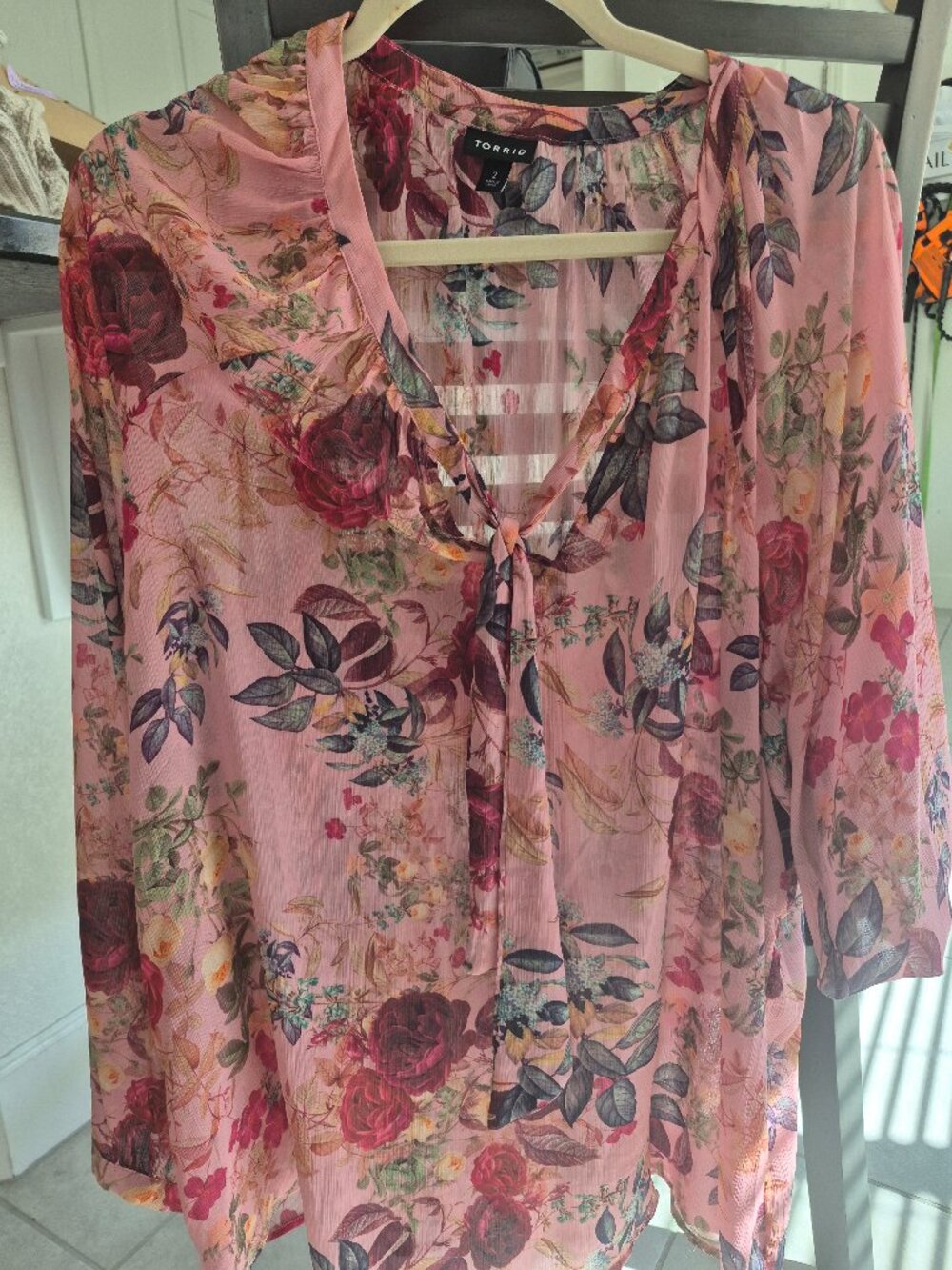 ⭐Amazing!!!⭐Torrid Crinkle Chiffon Raglan Tie Front Blouse |